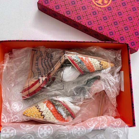 Tory Burch ISLE 105MM SLINGBACK EMBELLISHMENT/SUEDE/NAPPA NATURAL
VACHETTA 7 - Picture 8 of 11